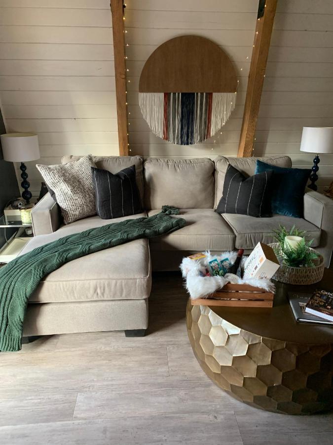 Maison Solange-Red Barn Farmhouse Style- Moonridge 大贝尔城 外观 照片